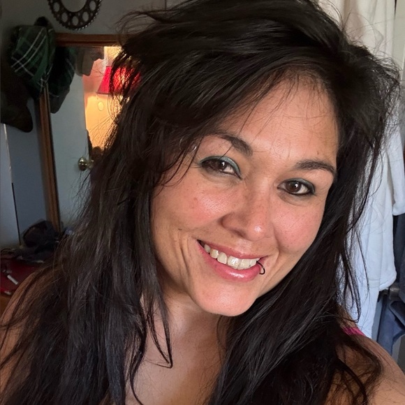 Meet your Posher, Rita - Picture 1 of 5